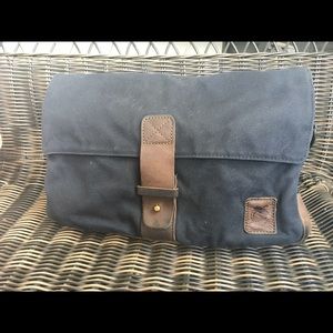 NutSac Satchel 13